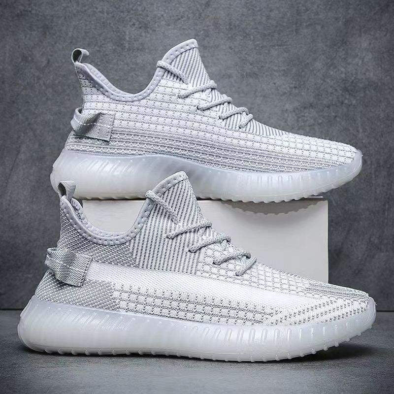 YEEZY GRIS, LUJO Y CONFORT A TUS PIES